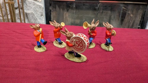 Royal doulton piece - royal, 5-piece