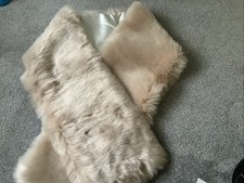 Babeyonf Shawl Stole Faux Fur Scarf Wedding Beige Honey Champagne BNWOT