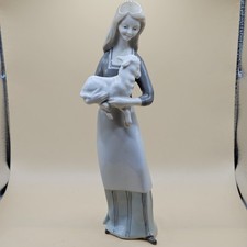 Vintage Porcelain Lady With