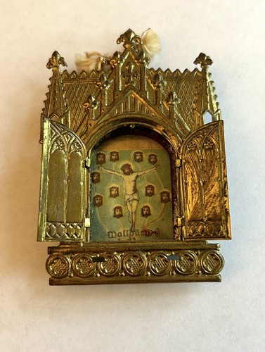 Antique triptych chapel - antique,