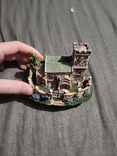 cottage ornament ,Miniature
