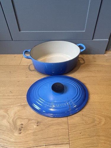 Creuset 27cm signature - creuset,