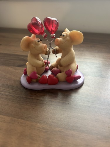 Piggin pig figure - piggin’,