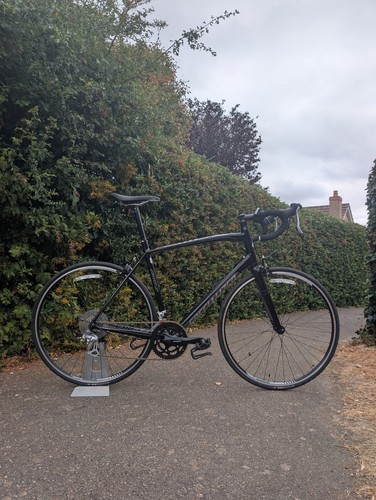 Specialized allez road bike - specialized,