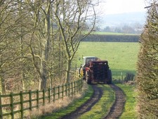 Photo 6x4 A trailer full of