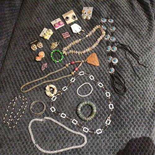 Costume jewellery assorted - costume, jewellery.