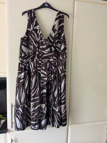 Gorgeous autograph 100 - m&s,