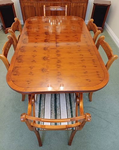 Excellent condition yew - *excellent,