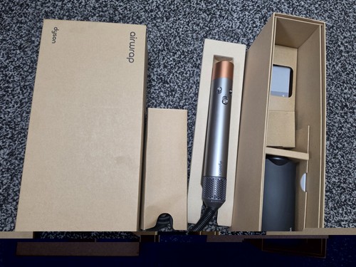 Dyson airwrap multi - dyson, new