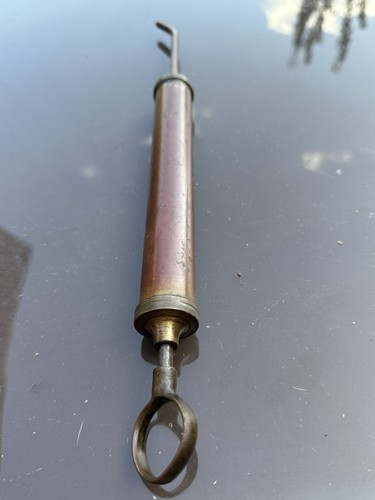Vintage 1944 prima brass pump - prima,