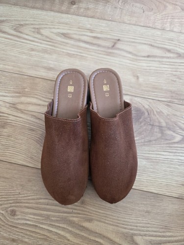 Next tan brown closed - next, clog