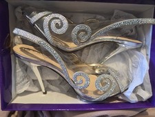 Beautiful Evening Shoes Size 6