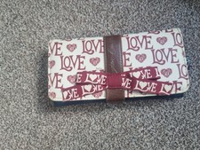 Disaster Designs Purse/wallet