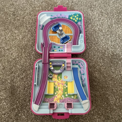Polly pocket - polly, world