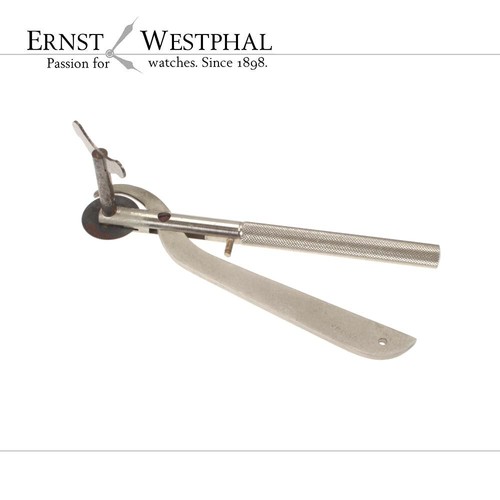 Old ring saw pliers for
