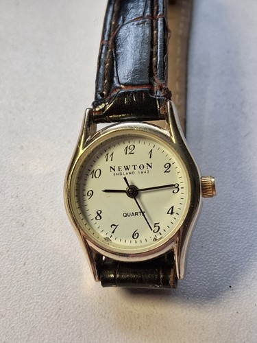 Newton england quartz watch - newton,