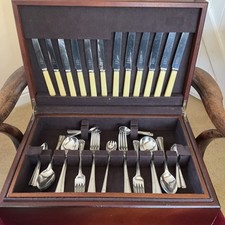Antique 66 Piece Silver Plated Canteen of Cutlery for 6 - Fulwood Pattern- Ryals