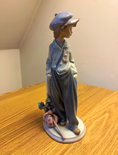 Lladro the wanderer 5400 - “the,