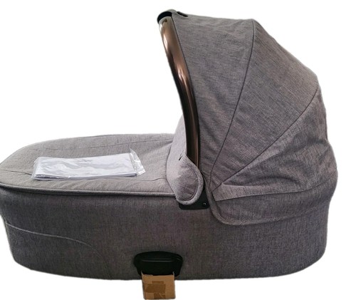 Mamas papas ocarro carrycot - &,
