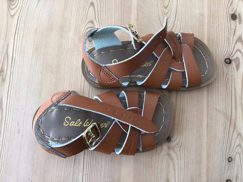 Salt water tan sandals - water,