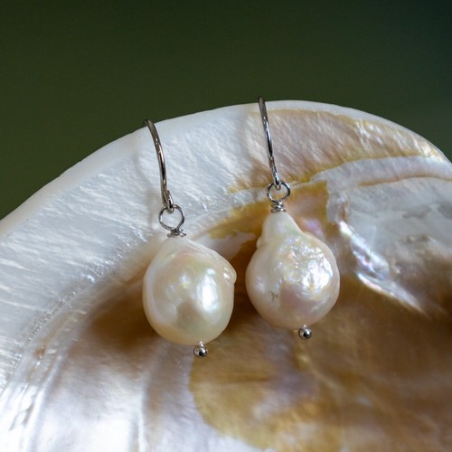 Natural baroque pearl earrings - baroque,