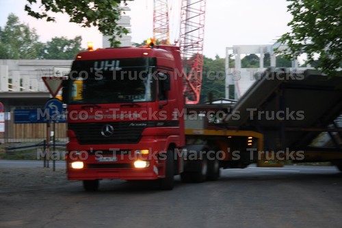 Truck photo mercedes benz - truck,