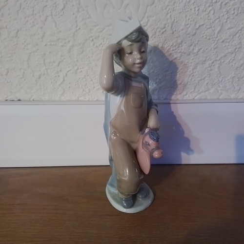 Nao lladro figurine 1140 - by,
