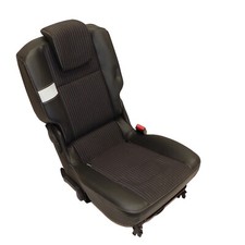 seat 2. Row right Renault
