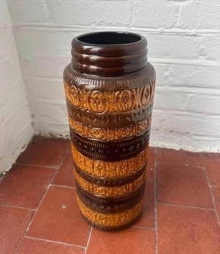 Large west german scheurich - west,