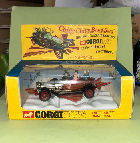 Corgi 266 chitty bang - chitty,