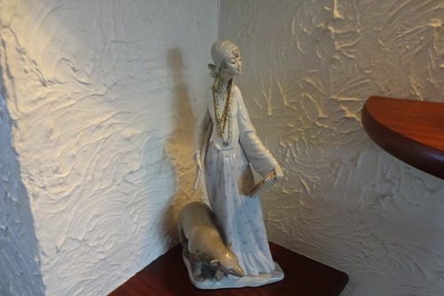 Lladro gypsy woman - lladro,