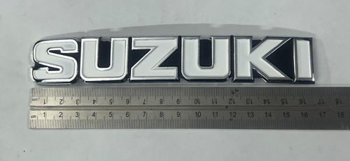 Suzuki tank badge - suzuki, tc