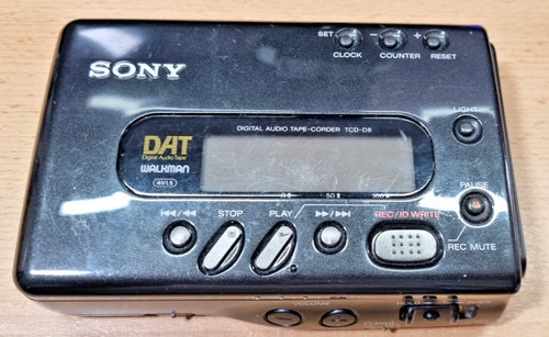 Sony tcd dat - tcd-d8, walkman