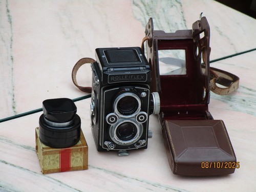 Rolleiflex twin lens - , camera