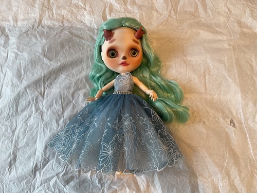 Custom blythe doll - blythe, collectable