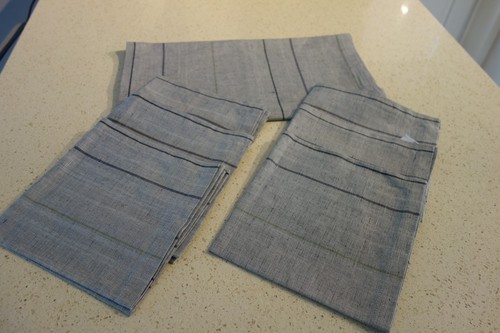 Denby table runner 6 - table,