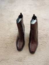 Brand NEW Linzi  UK 5/38 Brown Burgundy Croc Patent Block Heel Boots