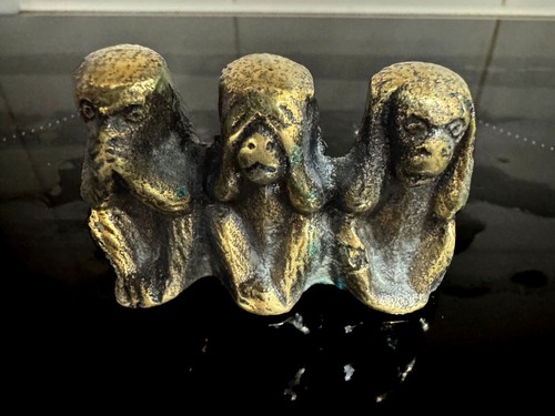Three wise monkeys - ., see