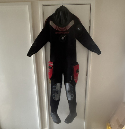 Northern diver divemaster - northern,