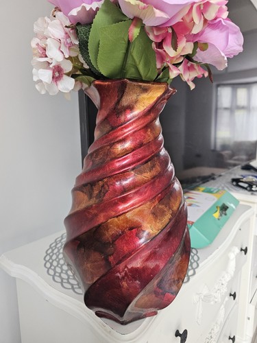 Stunning flower vase - , in