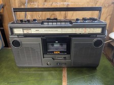 Hitachi Stereo Radio Cassete