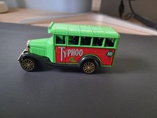 corgi model   part of Cameo