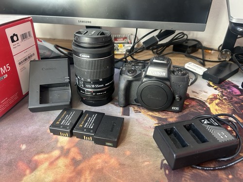 Canon eos mirrorless - m5,