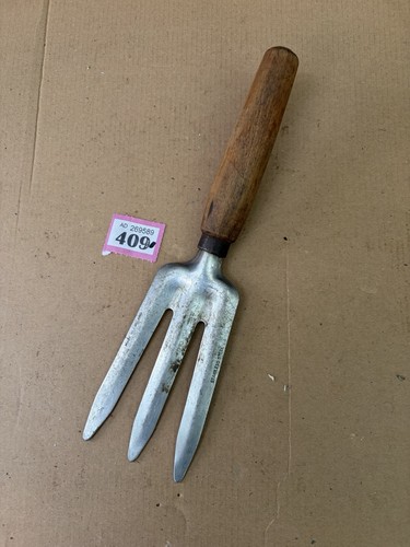 Vintage wooden handled garden - wooden,