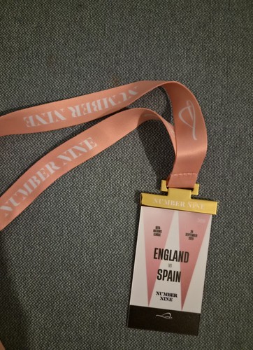 England spain 09 - england,