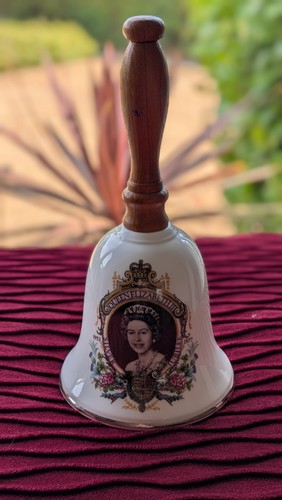 Queen elizabeth silver - queen,