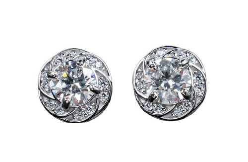 Carat round moissanite - 2.00,