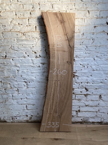Waney edge live - edge, oak