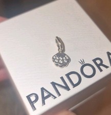 Pandora Sparkling Shell Mini