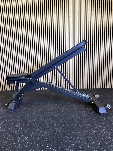 Performance adjustable flat - performance, to